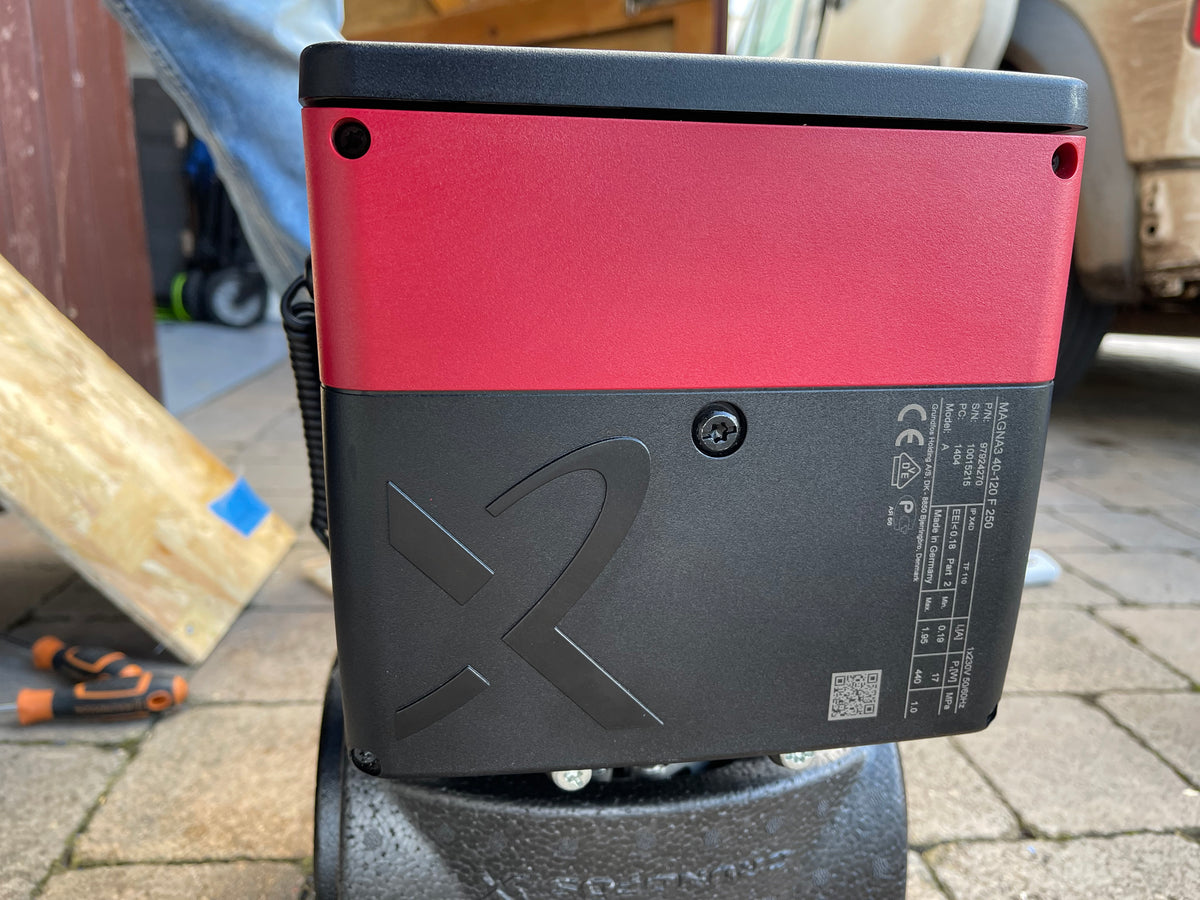 Grundfos Magna3 40-120 F Circulator Pump 230v 97924270 #3372 USED