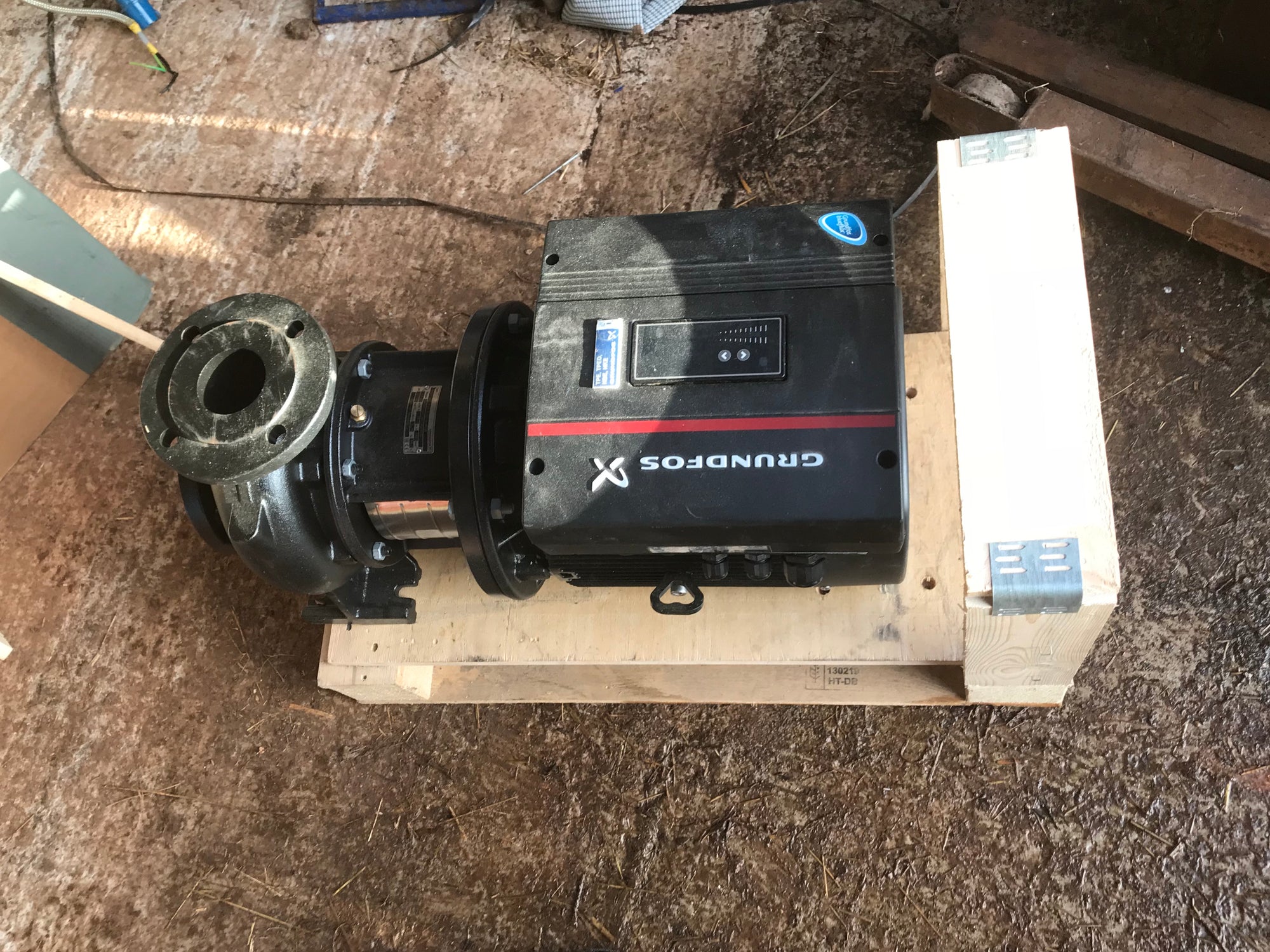 Grundfos NBE 65-125/137 A-F2-A-E-BAQE - 96125312 end suction pump 7.5kw 415v  #709