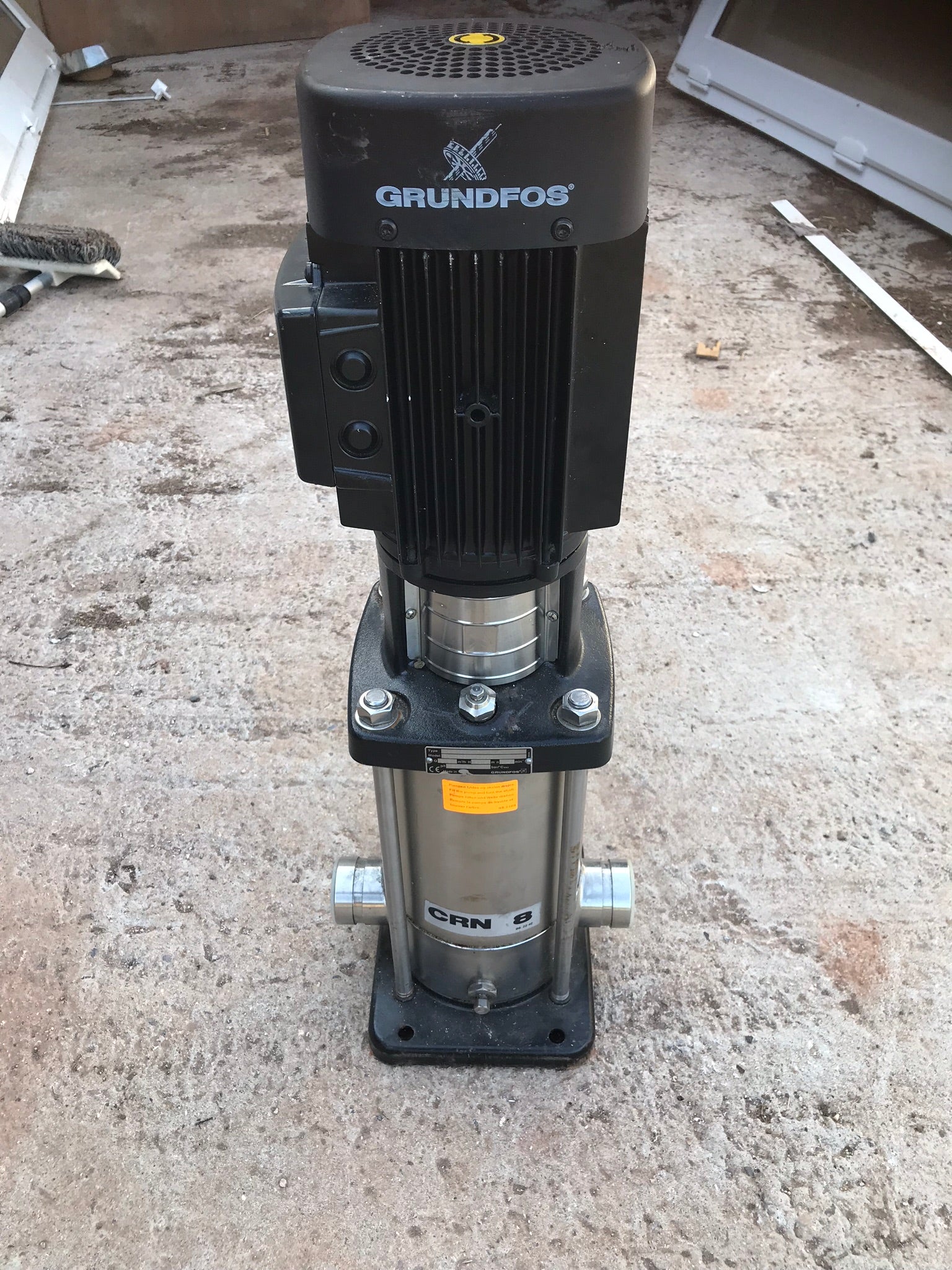 Grundfos CRN 8-60 Vertical Multistage Pump 42640006 415v #944