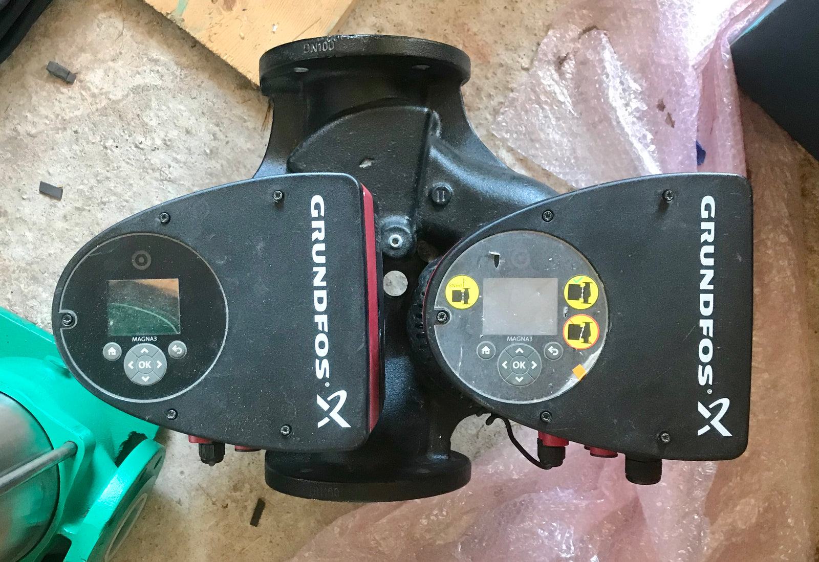 Grundfos Magna3D 100-120F Flanged Pump Heating Circulator 240v 97924510 #2448 USED