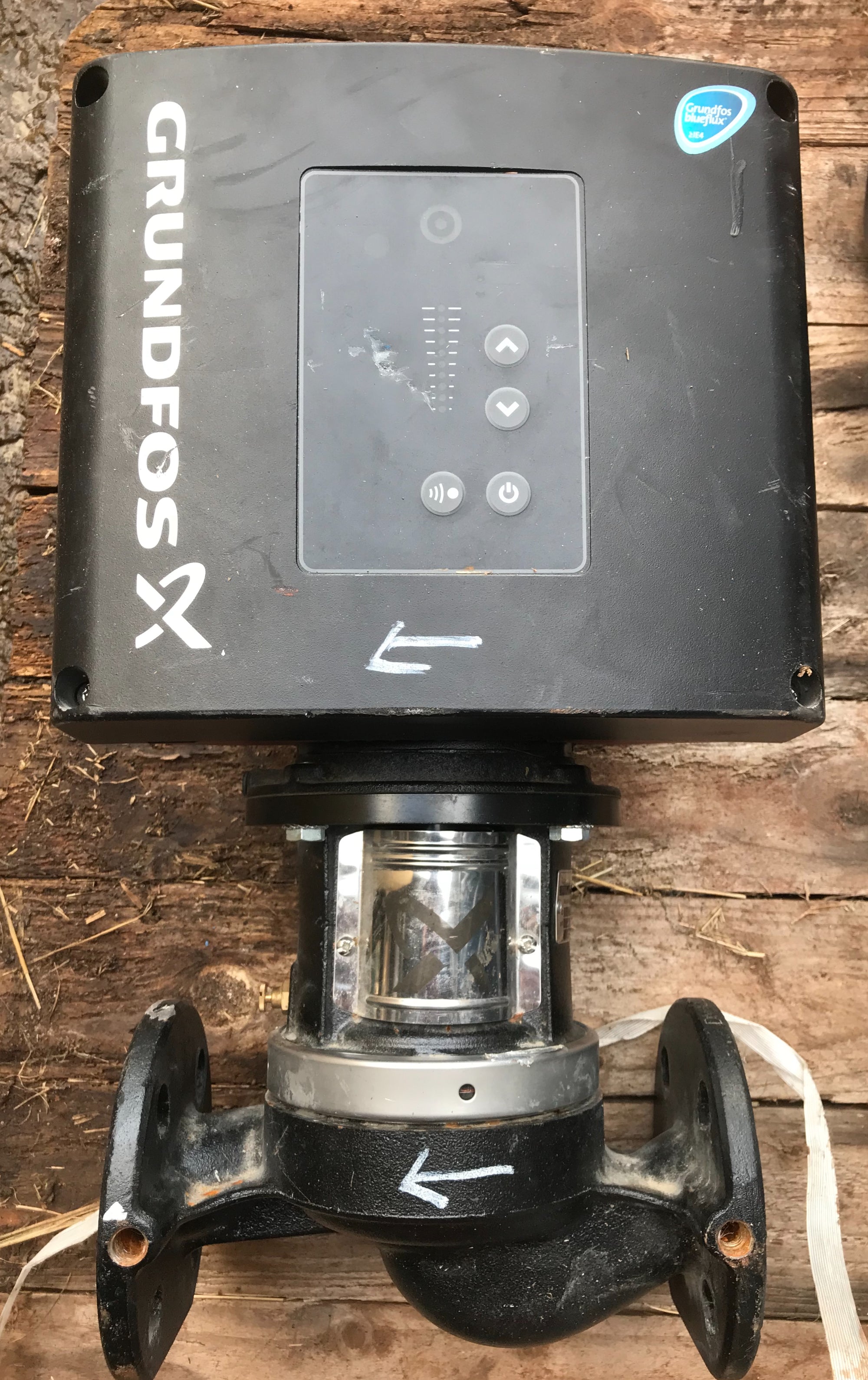 Grundfos TPE2 40-180-N A-F-A-GQQE - 98949054 in line pump #758