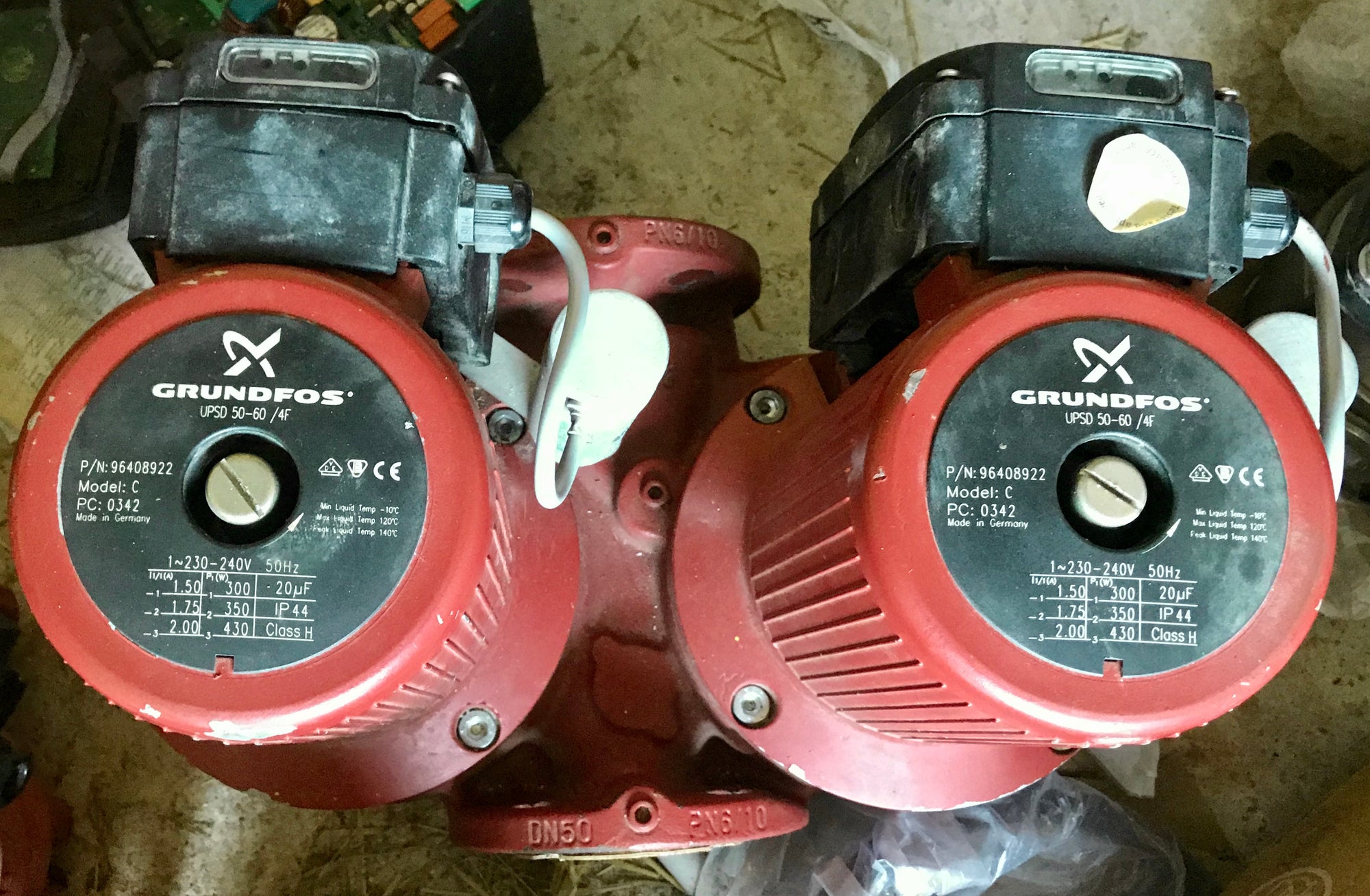 Grundfos UPSD 50-60/4 240v Circulator Pump 96408922 #2066 USED