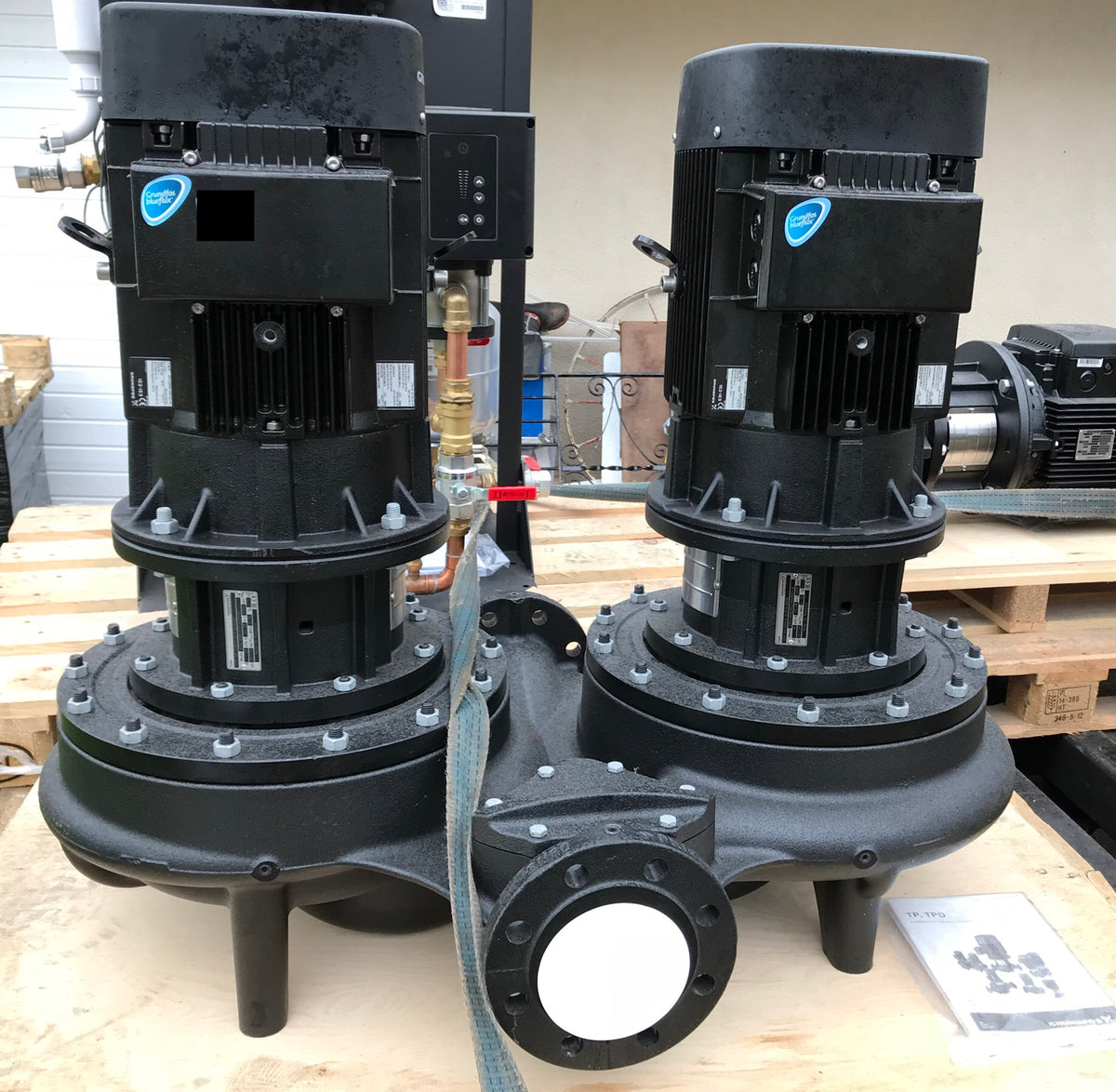 Grundfos TPD 80-270/4 A F A BAQE 7.5kW Single Stage Dual Head In Line 4 Pole 415V 96108883 #1337