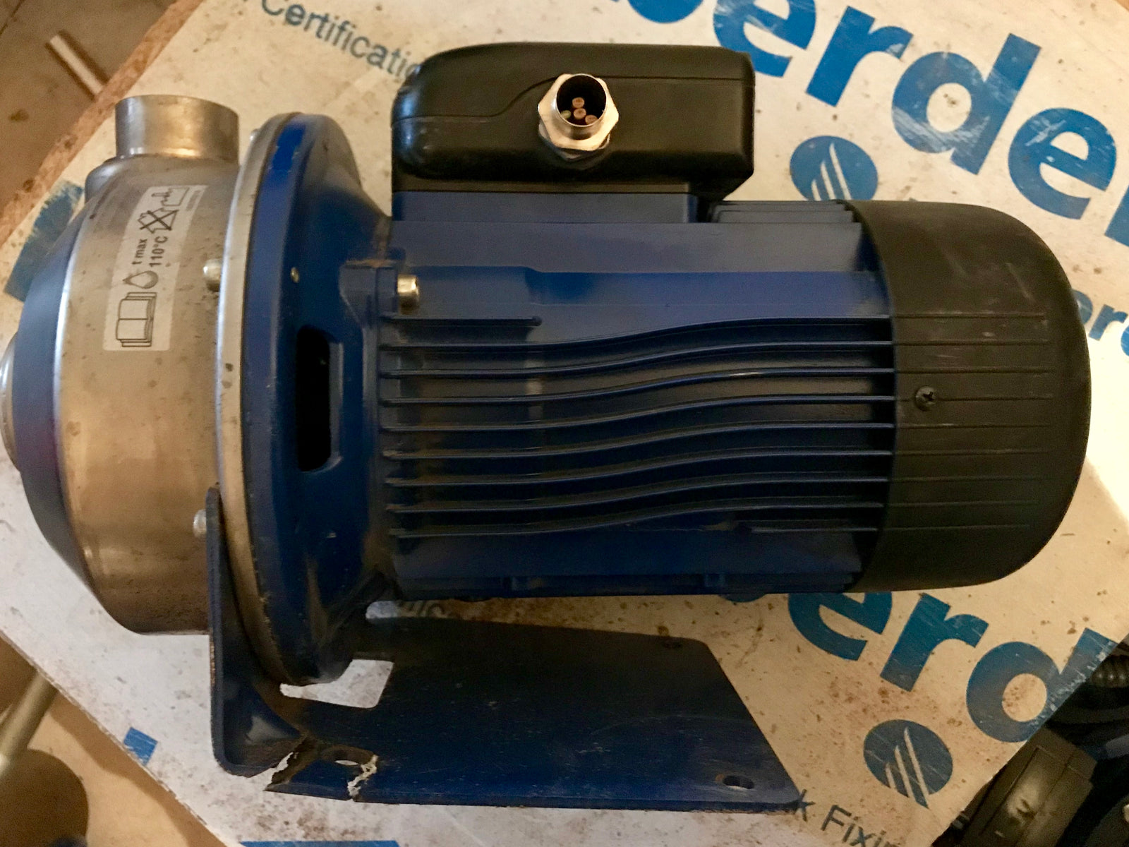 Lowara CEA 370/3/A-V Horizontal Home Booster End Suction 415v Stainless Pump #1868