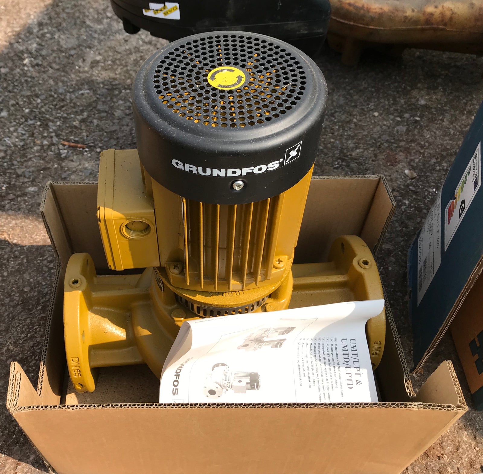 Grundfos UMT 65-30 commercial Circulator 49068531 - 3ph 415v #1450 VAT