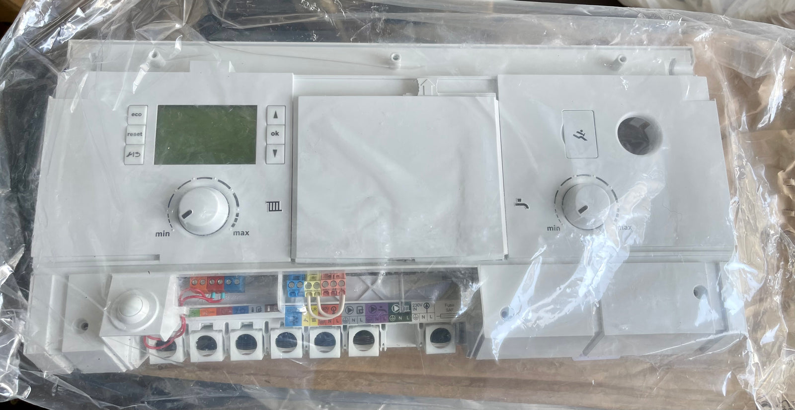 Worcester 87186894800 FACIA & CONTROL BOX ASSEMBLY #3053 VAT