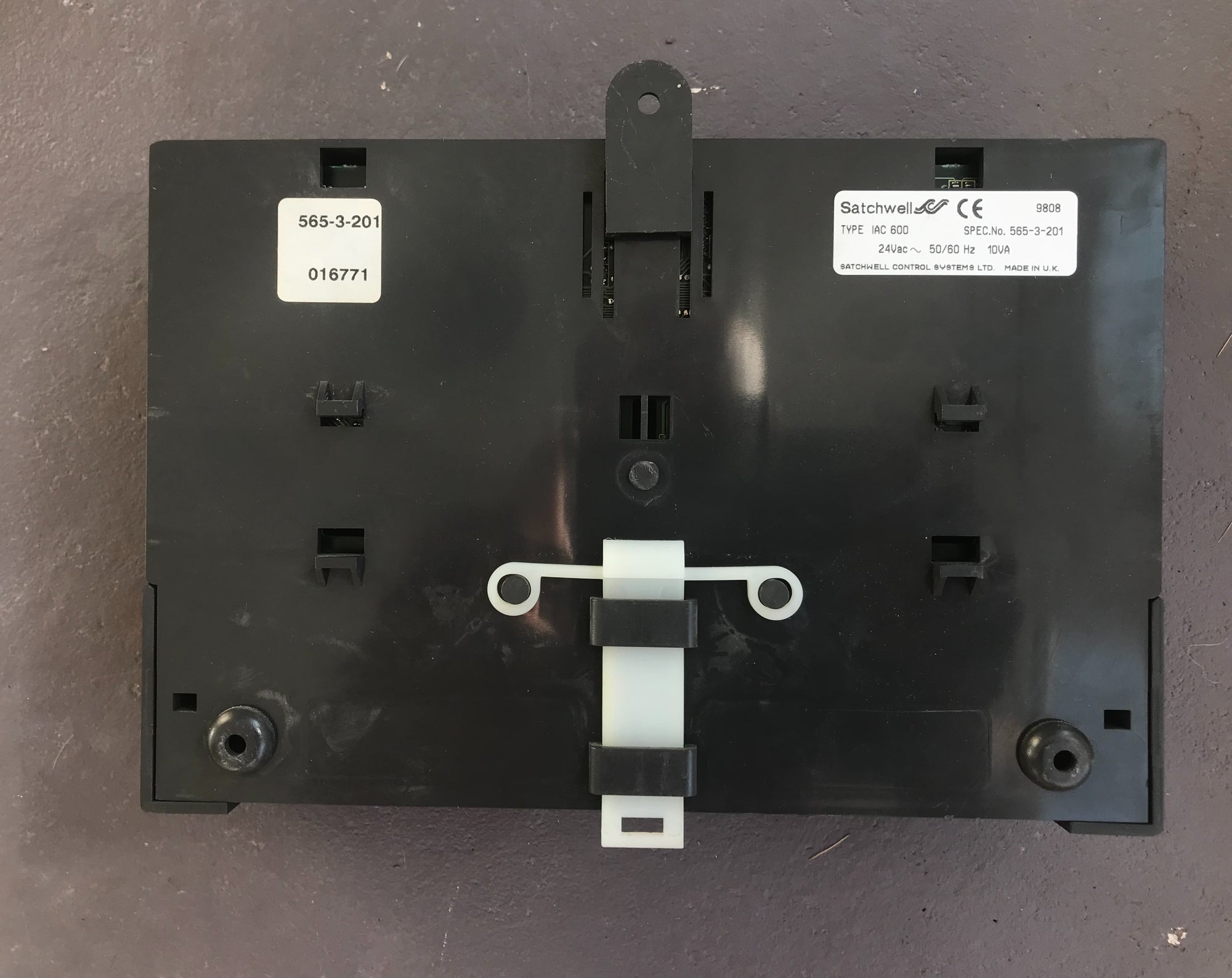 Schneider Satchwell Ivensys IAC 600 Multi Loop Intelligent Controller #903