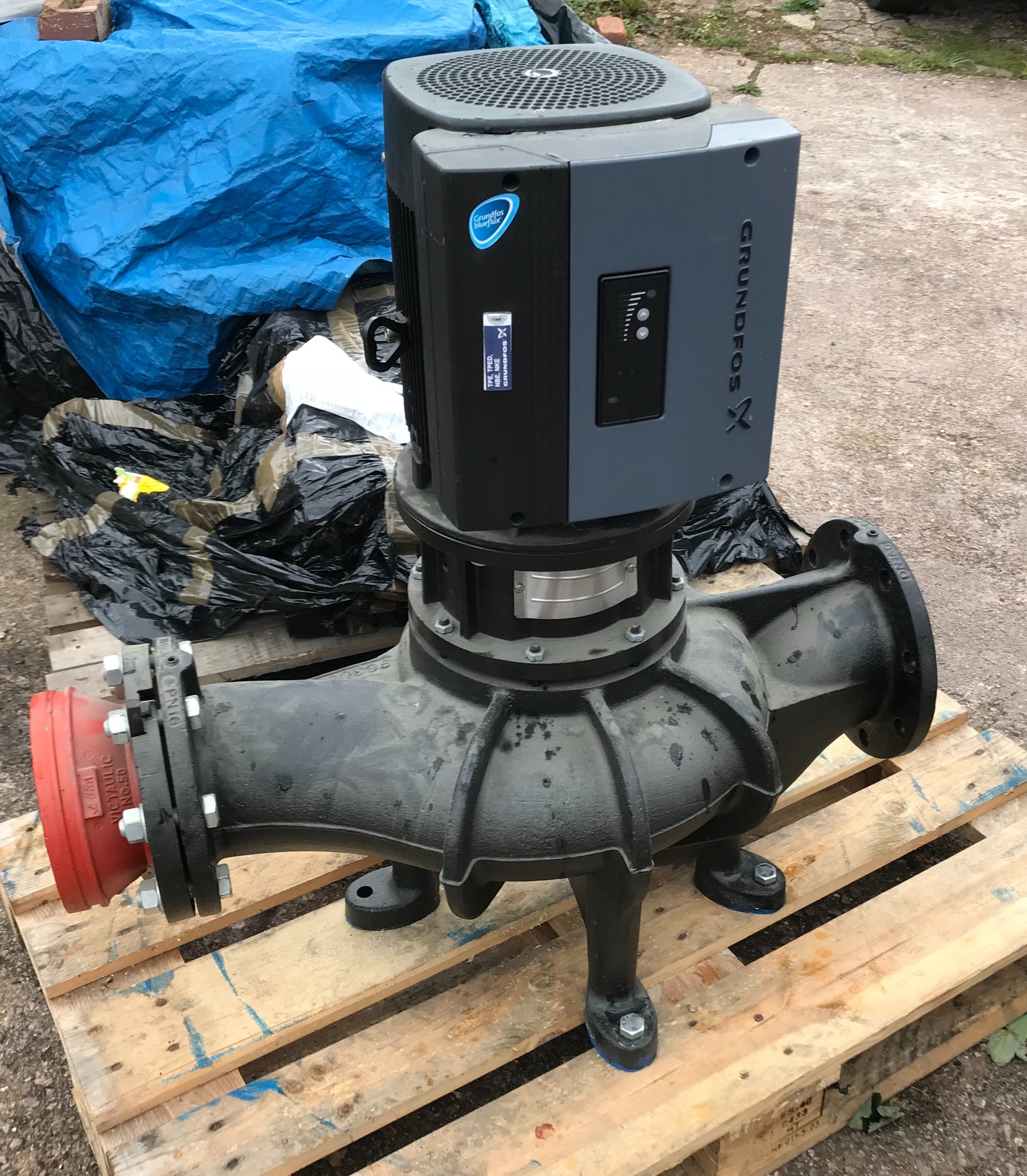 GRUNDFOS TPE 150-100/4 A F A BAQE 5.5KW SINGLE STAGE SINGLE HEAD IN LINE 4 POLE 415V 95046212 #1040