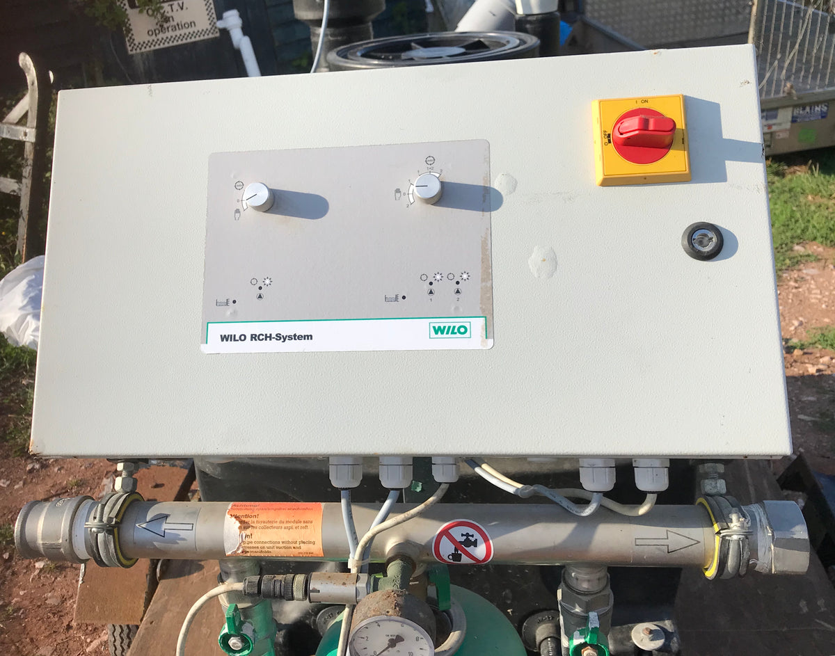 Wilo Rainsystem AF400 2MP304DM 5 bar Twin Pressure Booster pump Set 240v #985