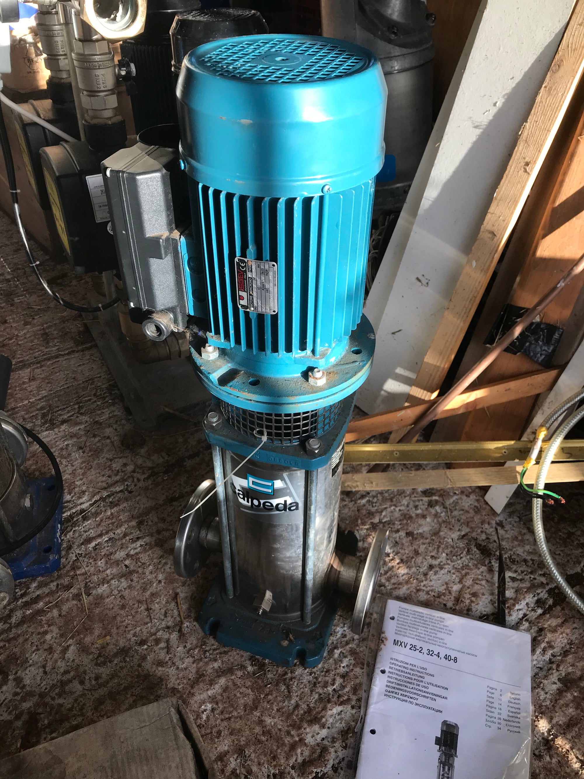 Calpeda MXV 40-806 Vertical Multi-Stage In-line Pump 240v 2.2kw #710