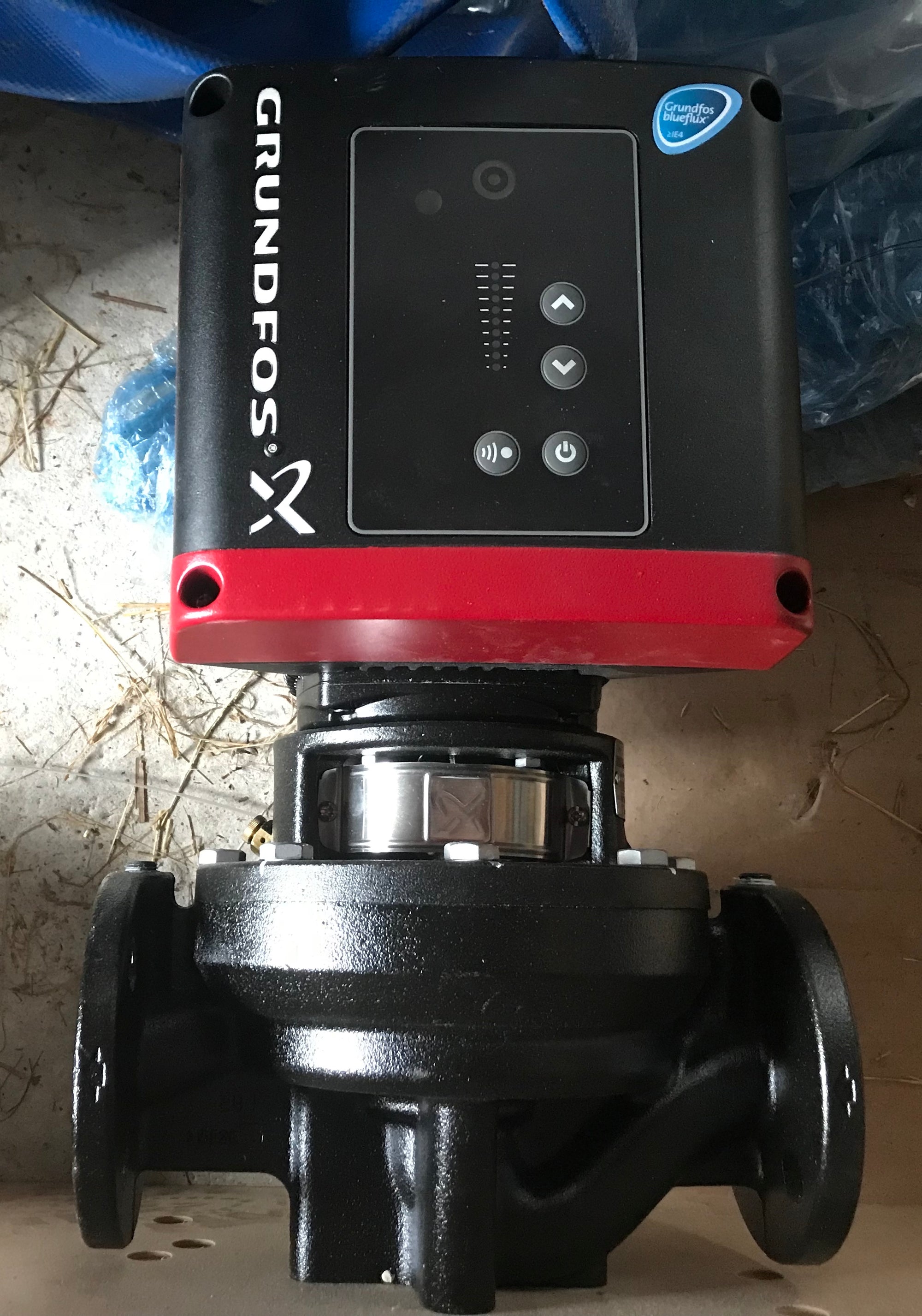 GRUNDFOS TPE 32-180/2 A F A BUBE 0.55KW SINGLE STAGE IN LINE 240v 98514428 #1420