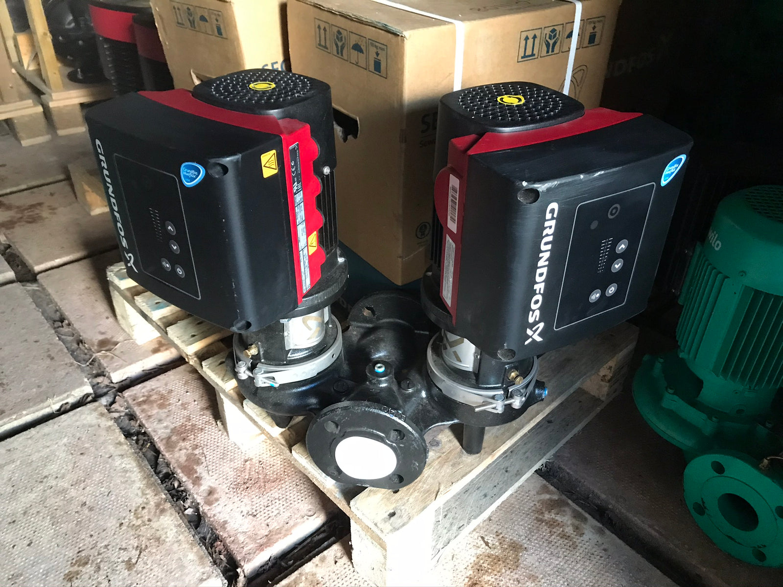 Grundfos TPE2D 40-240 98949268 240v Twin Head Circulation Pump #2139