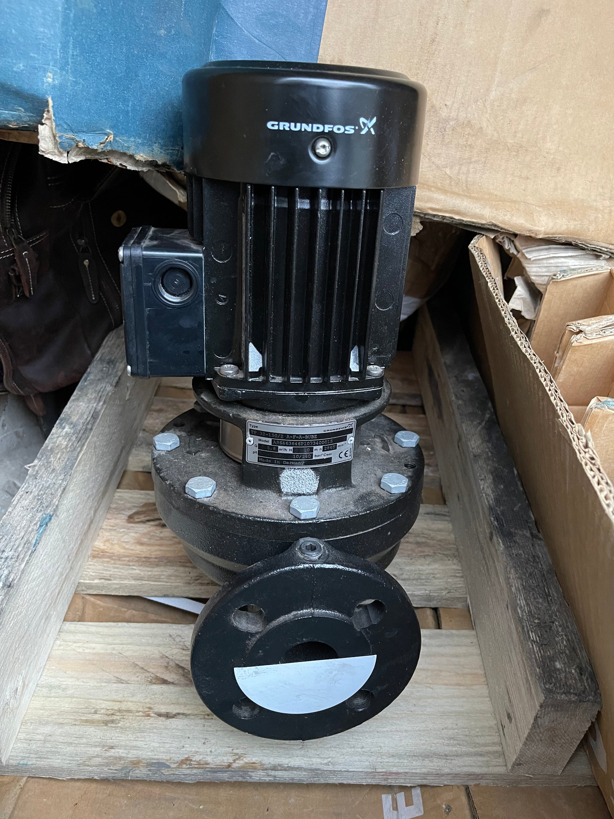 GRUNDFOS TP 32-150/2 A F A BUBE 0.37KW SINGLE STAGE SINGLE HEAD IN LINE 415V 96463646 #3329
