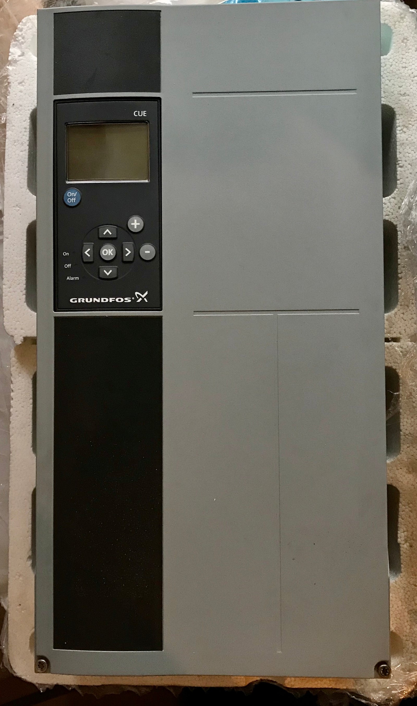GRUNDFOS CUE 3 X 380 500v INVERTER 4KW 10A IP55 96754710 #2168