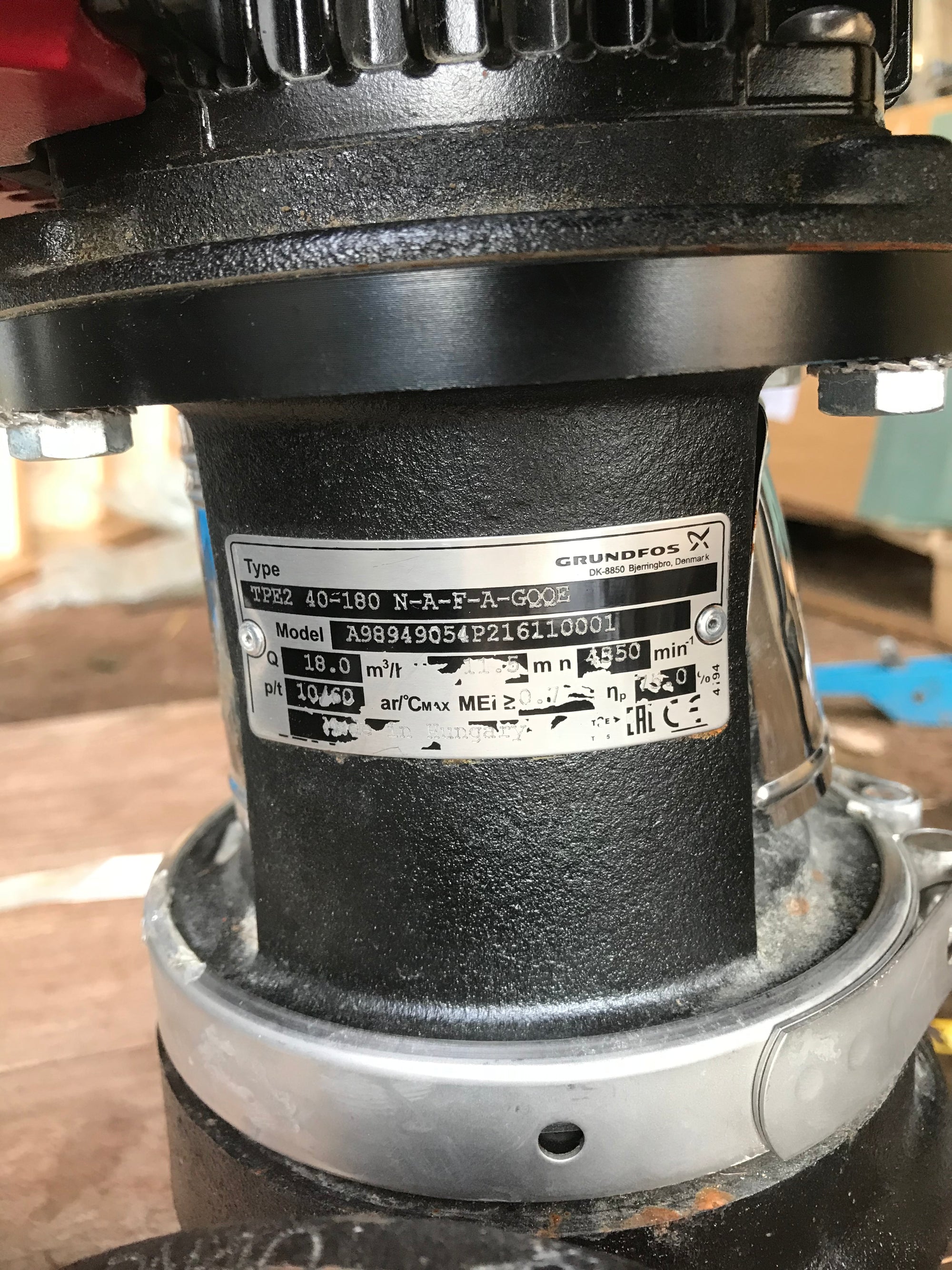 Grundfos TPE2 40-180-N A-F-A-GQQE - 98949054 in line pump #758