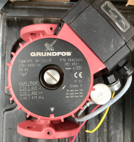 GRUNDFOS UPS 40-120 F 220 MODEL C 240V 96401942 PUMP Heating Circulator #2652 Used