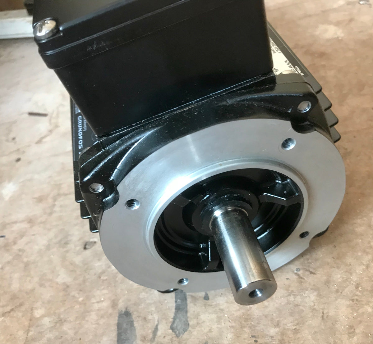 Grundfos 1.1kw 3~ 415v MG80B2-19FT100-D1 85D05105 Replacement Head motor #2343
