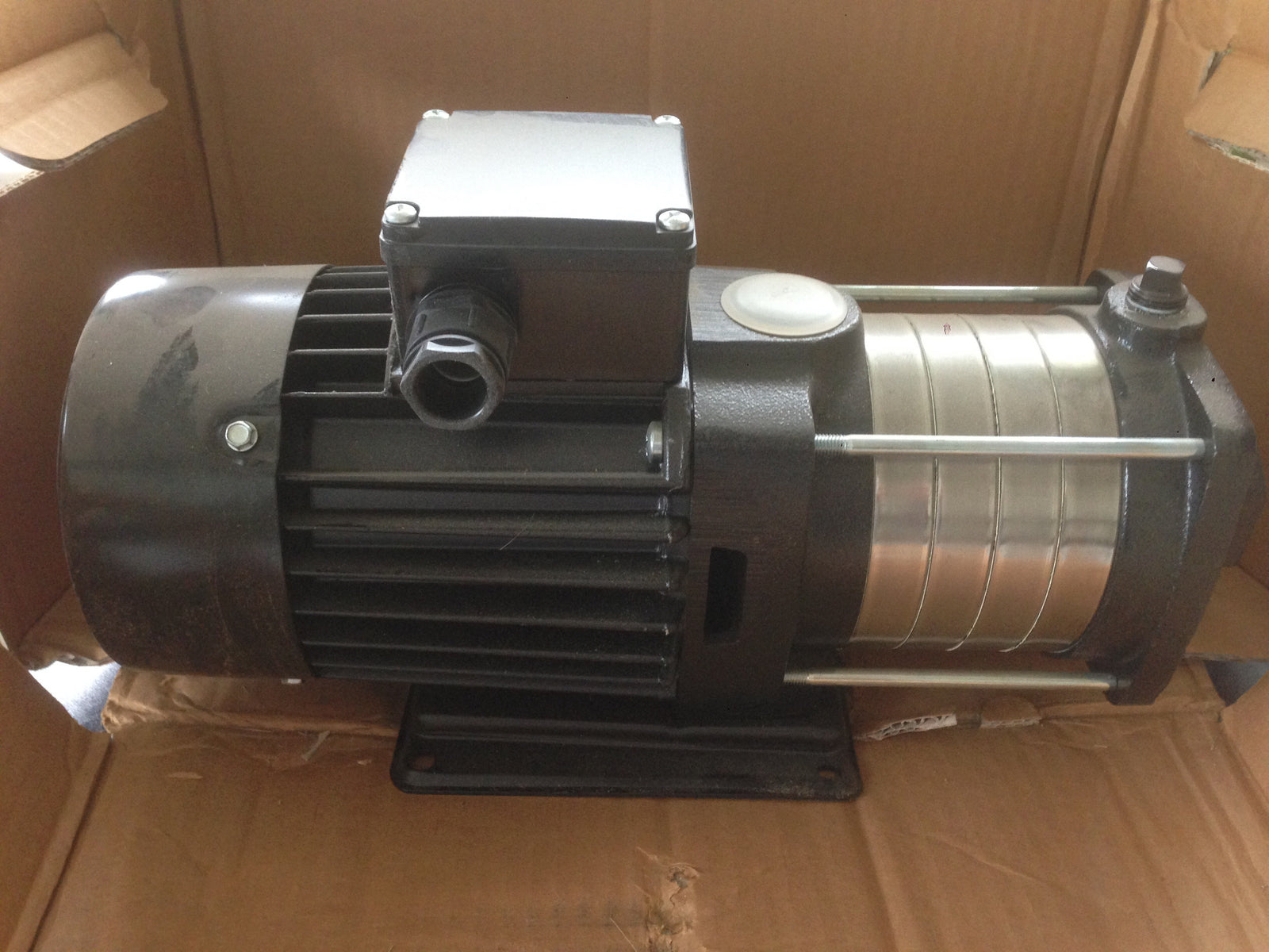 Grundfos CH2 50 A-A-CVBV Horizontal Multistage Pump 240v #534