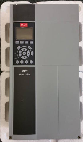 Danfoss VLT FC-102 3 KW HVAC Variable Speed Drive Inverter 131B9298 3 PHASE IN #149