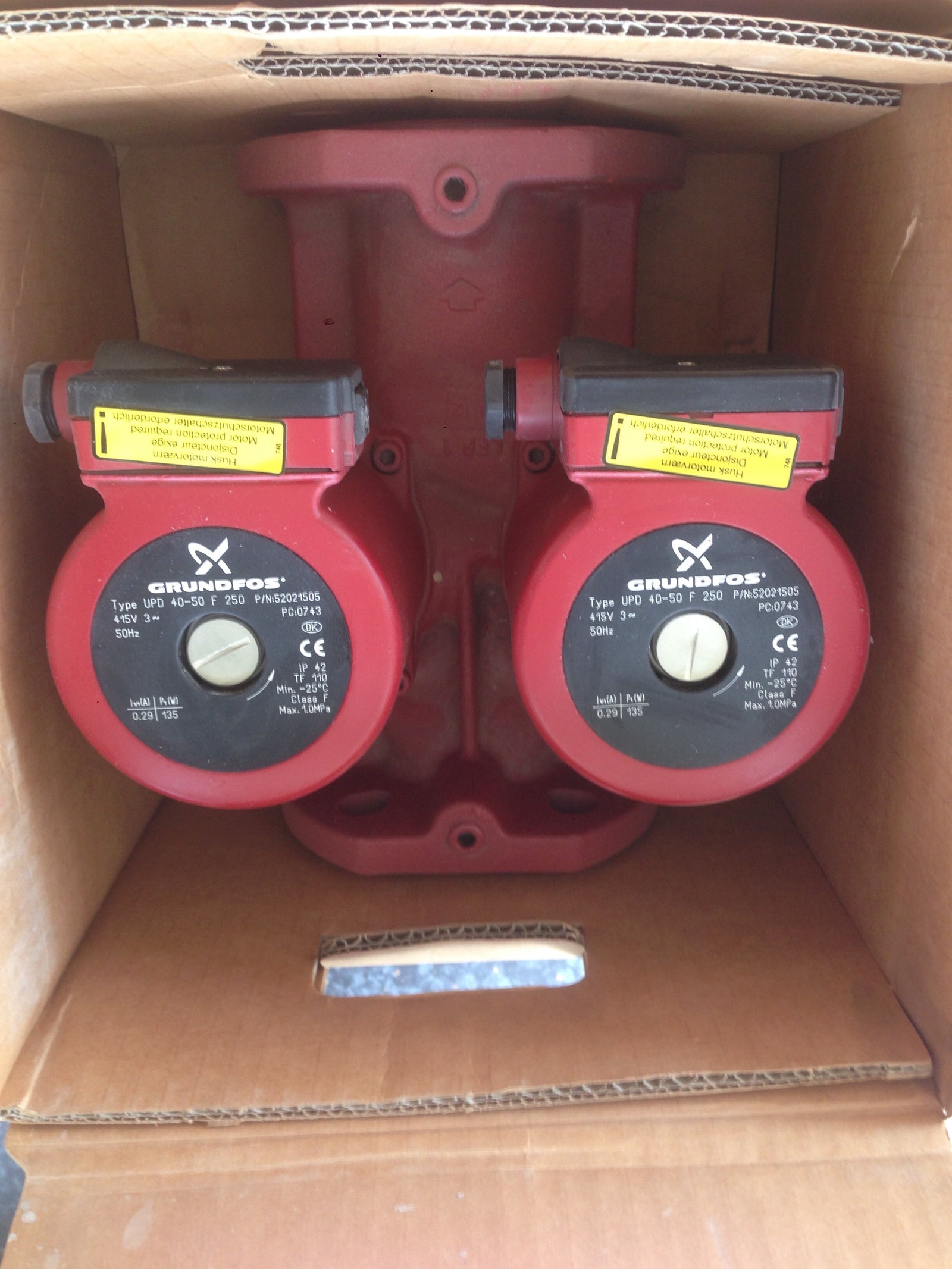 Grundfos UPD 40-50 F Twin Head Circulator Pump 415V 52021505 #525