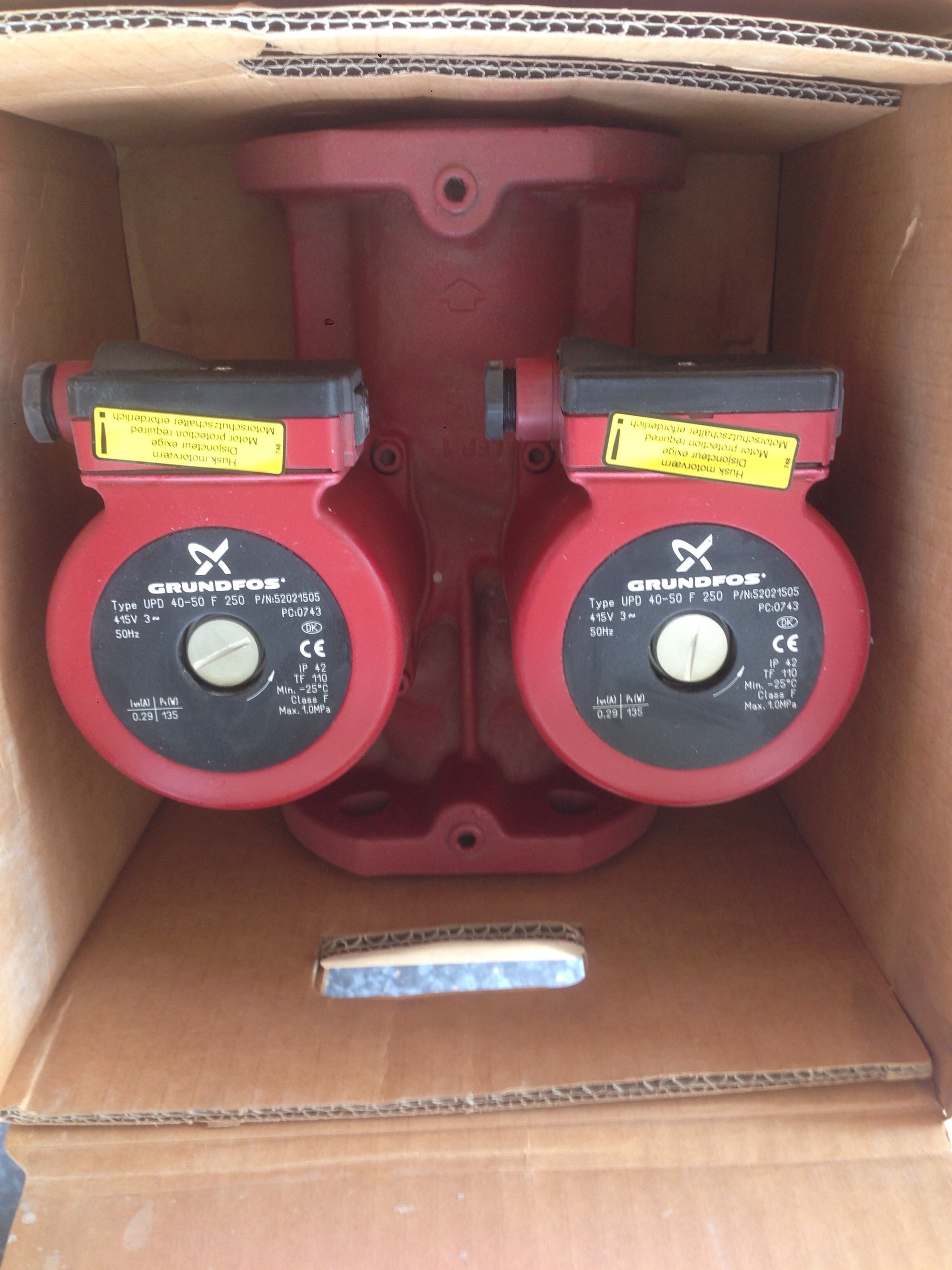 Grundfos UPD 40-50 F Twin Head Circulator Pump 415V 52021505 #525